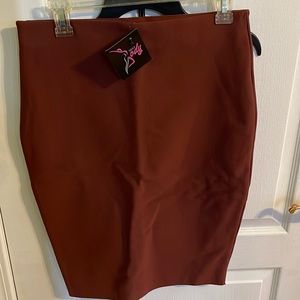 Mid length skirt
